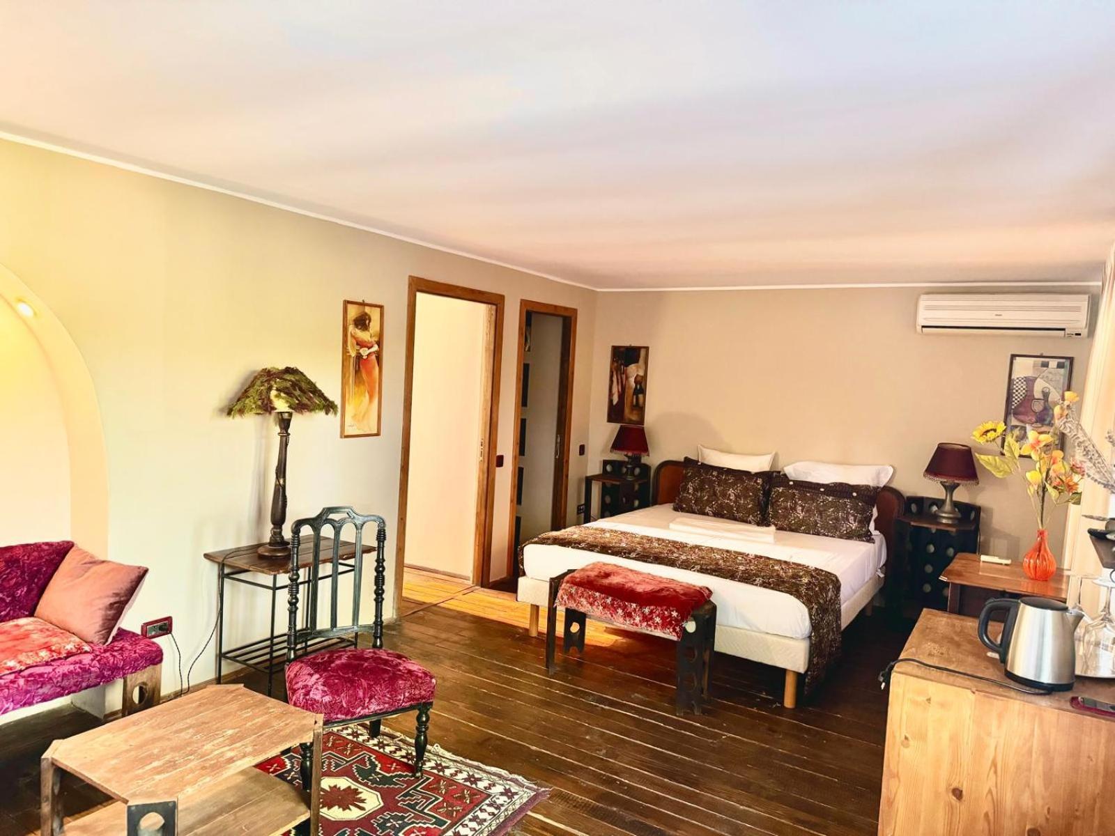 Domeniile Clos Des Colombes Douăzeci şi Trei August المظهر الخارجي الصورة